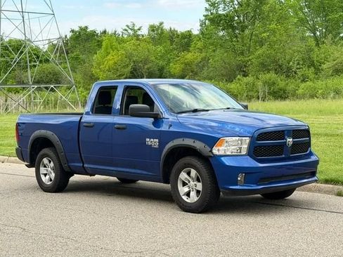 Used 2019 RAM 1500 Express AWD/4WD image 1