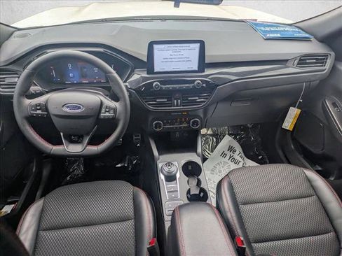 Certified 2024 Ford Escape ST-Line image 17