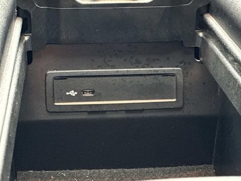 Used 2021 Mercedes-Benz E 350 E 350 image 20