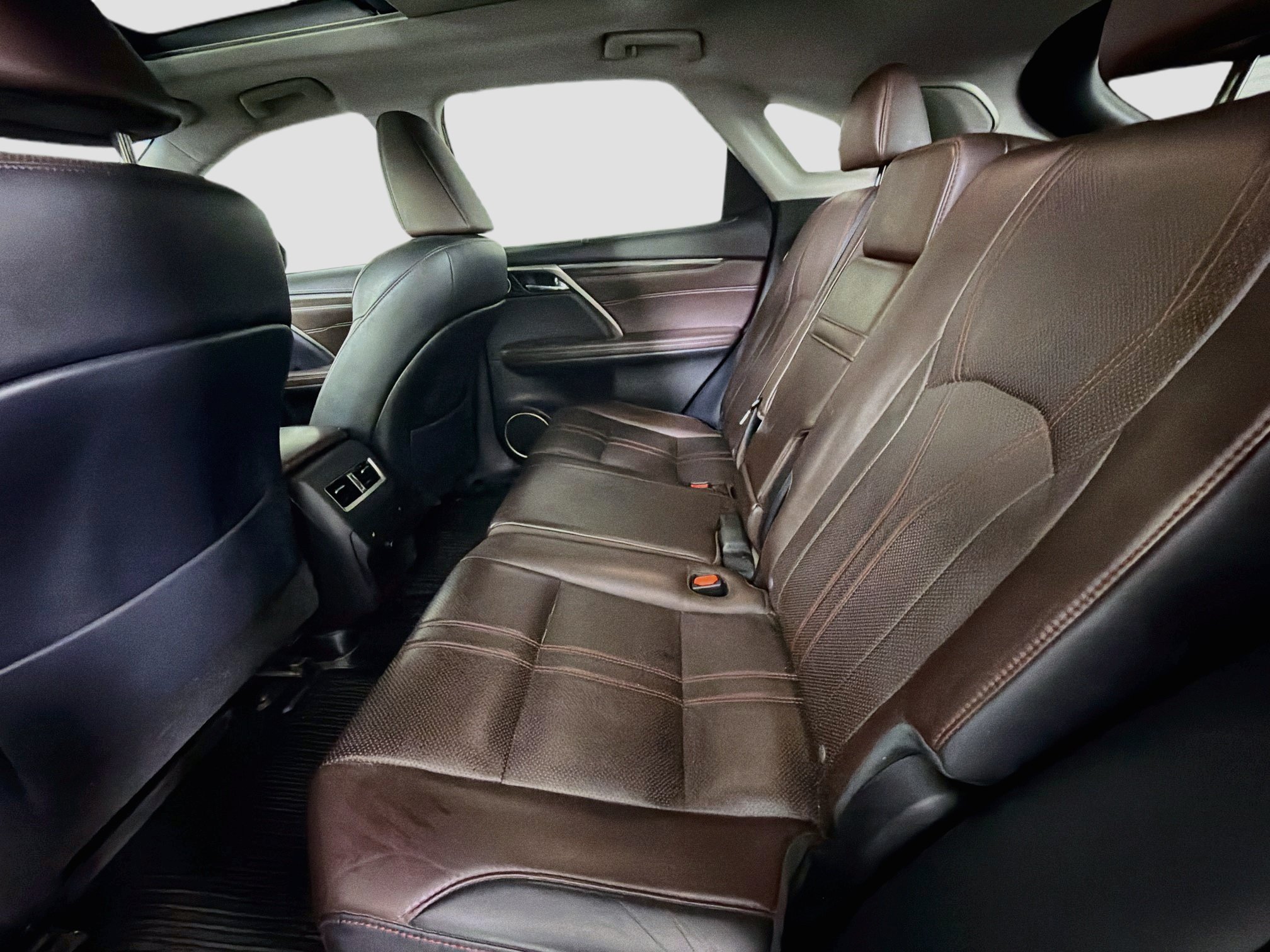 Used 2018 Lexus RX 350 FWD w/ Luxury Package image 27