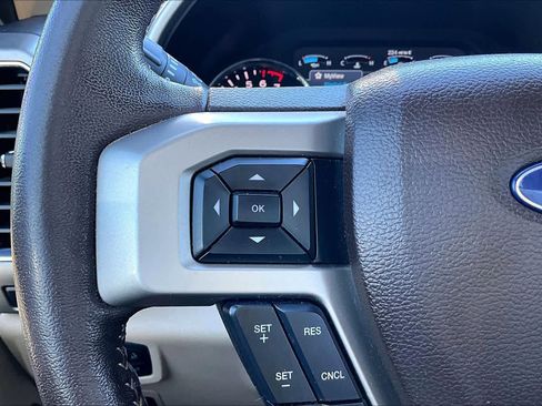 Used 2018 Ford F150 Lariat image 23