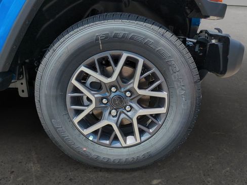 New 2025 Jeep Wrangler Sahara image 26