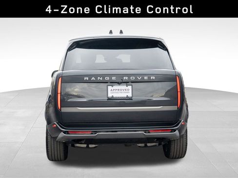 Used 2025 Land Rover Range Rover SE image 5