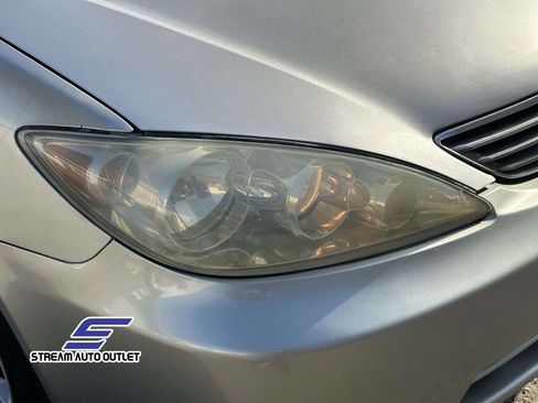 Used 2005 Toyota Camry LE image 4