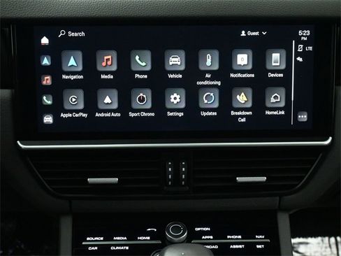 Used 2023 Porsche Cayenne Coupe image 30