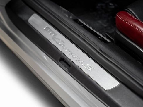 Used 2020 Porsche 911 Carrera S image 64