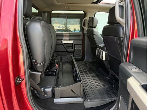 Used 2019 Ford F250 Lariat w/ Lariat Ultimate Package image 34