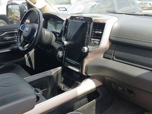 Used 2020 RAM 1500 Laramie RWD image 13