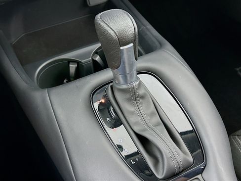 Used 2025 Honda HR-V LX image 23