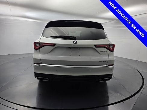 Used 2023 Acura MDX SH-AWD w/ Advance Package image 5