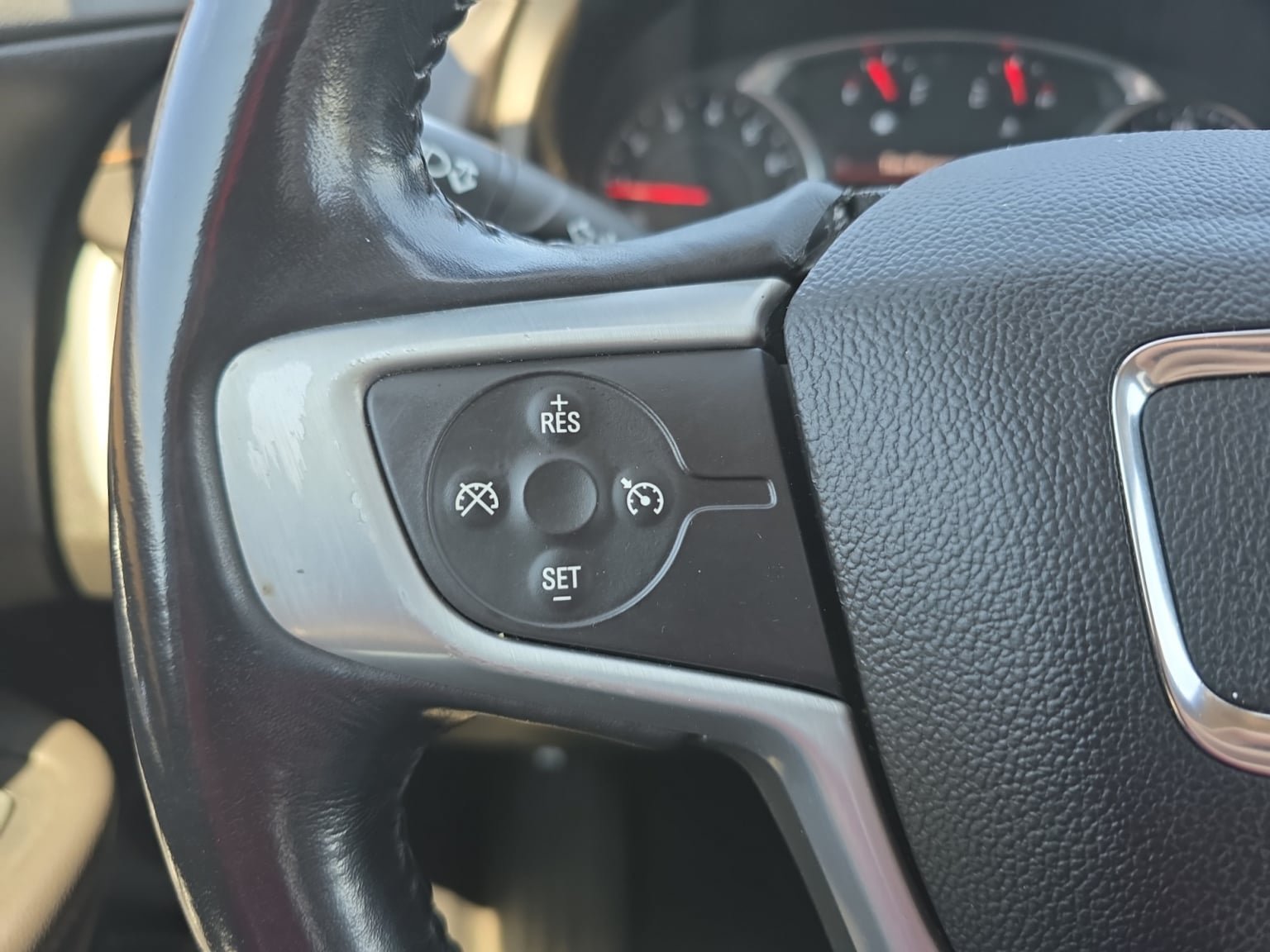 Used 2019 GMC Terrain SLE w/ Driver Convenience Package FWD image 22