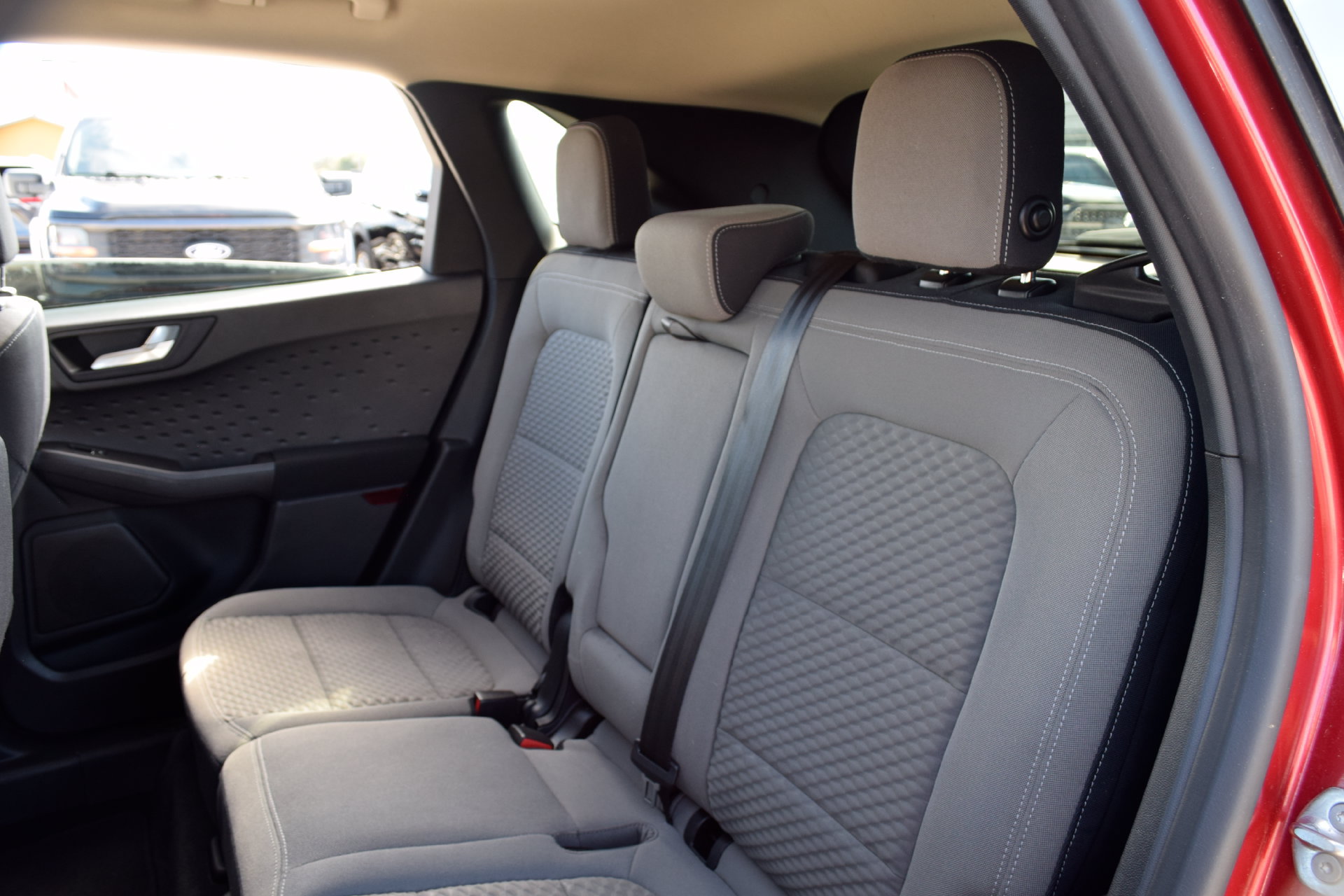 Used 2020 Ford Escape SE FWD image 17