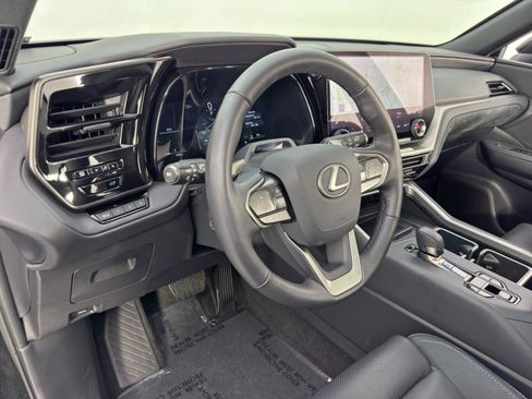 Used 2024 Lexus TX 350 AWD image 14