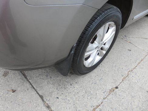 Used 2012 Nissan Rogue SV w/ Premium Pkg image 36