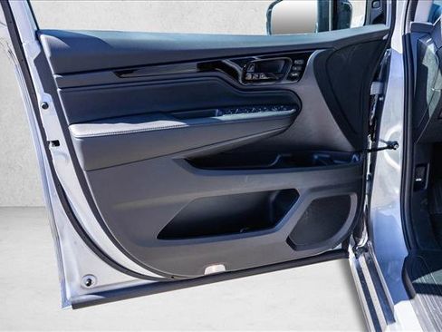 New 2026 Honda Odyssey Elite image 12