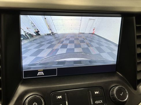 Certified 2023 GMC Acadia SLE w/ Driver Convenience Package image 6