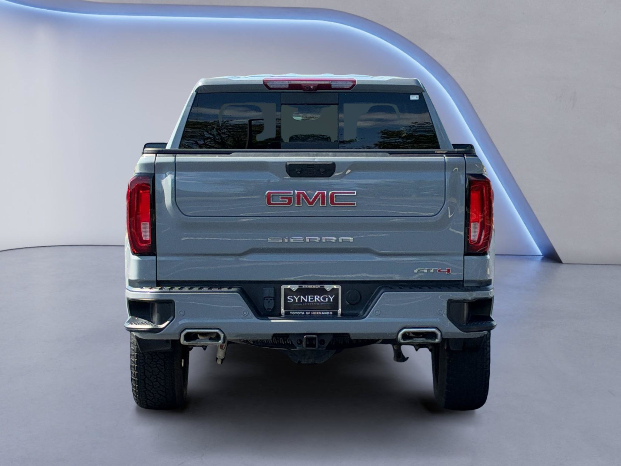 Used 2024 GMC Sierra 1500 AT4 w/ Technology Package AWD/4WD image 6