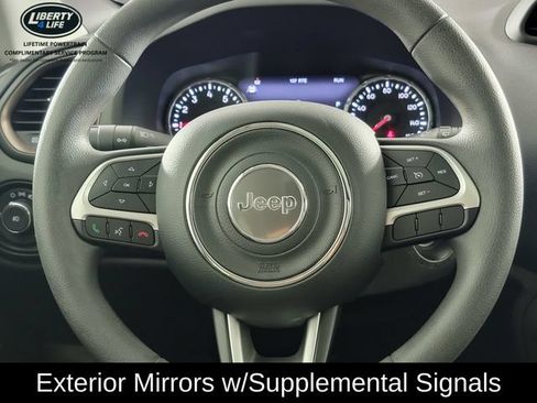 Used 2023 Jeep Renegade Latitude w/ Sun/Sound Group AWD/4WD image 25