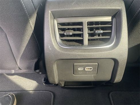 Certified 2025 Chevrolet Blazer LT w/ Convenience Package image 21