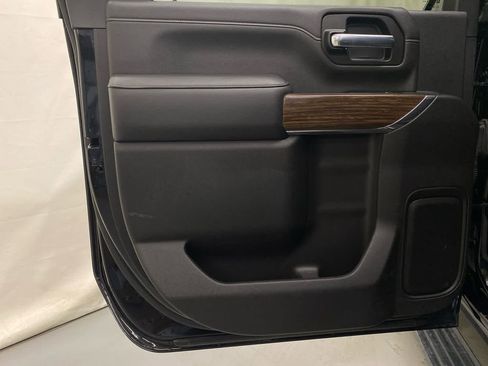 Used 2021 Chevrolet Silverado 2500 High Country image 12