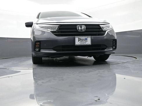 Certified 2024 Honda Odyssey Touring image 29