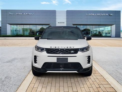 Certified 2025 Land Rover Discovery Sport Dynamic SE image 2