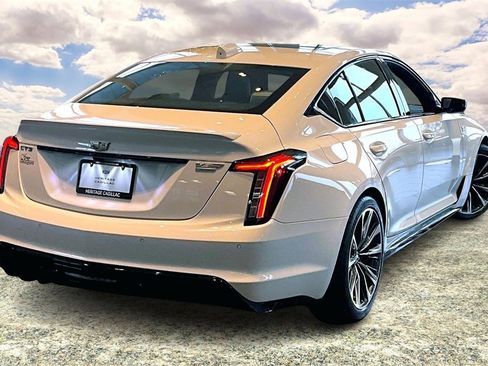 Used 2025 Cadillac CT5 V Blackwing w/ Precision Package image 5