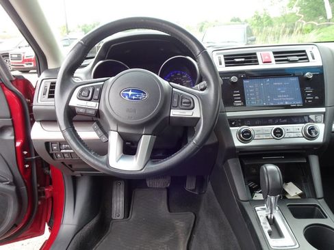 Used 2017 Subaru Legacy 2.5i Limited AWD/4WD image 17