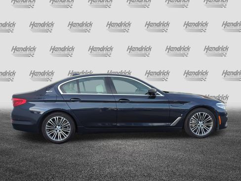 Used 2019 BMW 530e w/ Convenience Package image 11