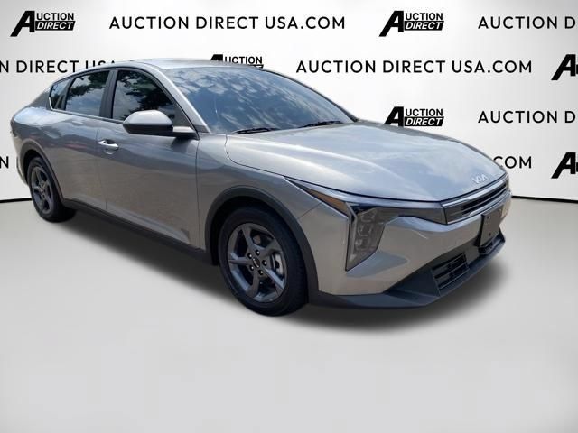 Used 2025 Kia K4 FWD image 24