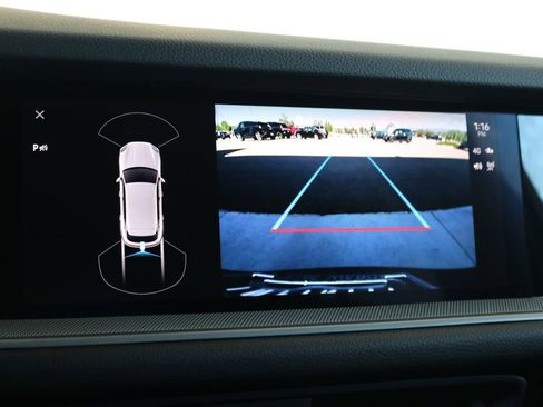 Used 2024 Porsche Cayenne image 50