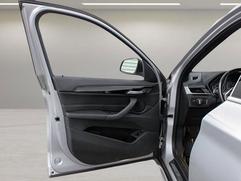 Used 2018 BMW X1 xDrive28i image 26