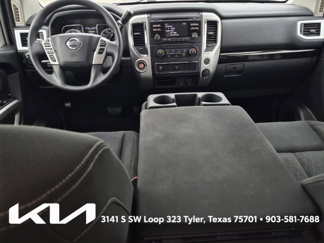 Used 2017 Nissan Titan SV RWD image 22