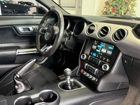 Used 2018 Ford Mustang GT Premium image 22