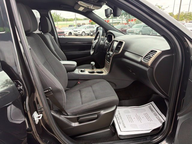 Used 2014 Jeep Grand Cherokee Laredo w/ 18" Wheel & 8.4" Radio Group AWD/4WD image 20