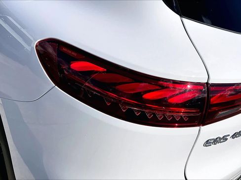 Used 2023 Mercedes-Benz EQS 450+ SUV image 28