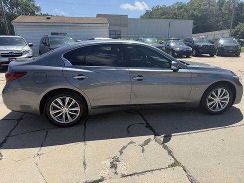 Used 2019 INFINITI Q50 Pure image 9