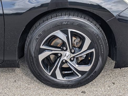 Used 2017 Honda Accord LX image 8
