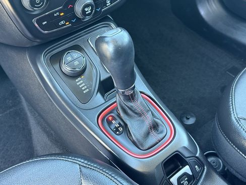 Used 2018 Jeep Compass Trailhawk w/ Leather Interior Group image 17