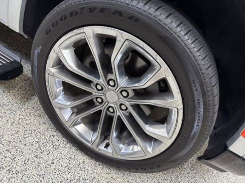 Used 2022 Jeep Grand Wagoneer Series II w/ Premium Group II image 89