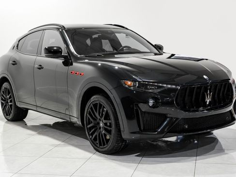 Used 2022 Maserati Levante Modena S image 3