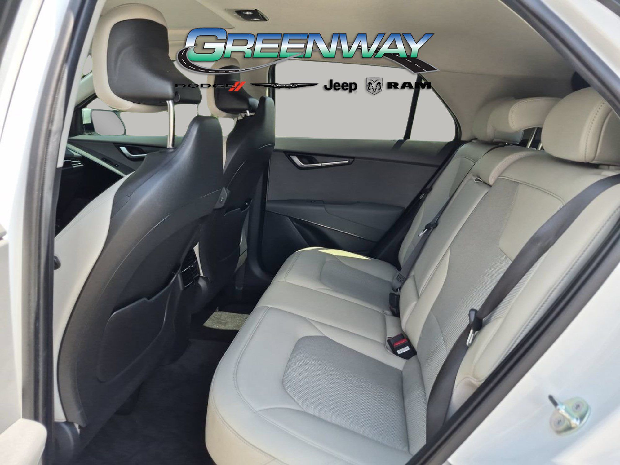 Used 2023 Kia Niro EX Touring FWD image 14