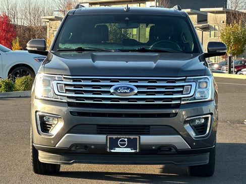 Used 2019 Ford Expedition Limited w/ Equipment Group 301A image 8