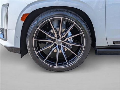 Used 2023 Cadillac Escalade Sport Platinum AWD/4WD image 27