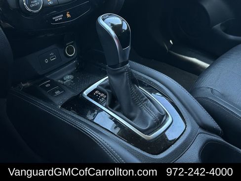 Used 2020 Nissan Rogue SL image 20