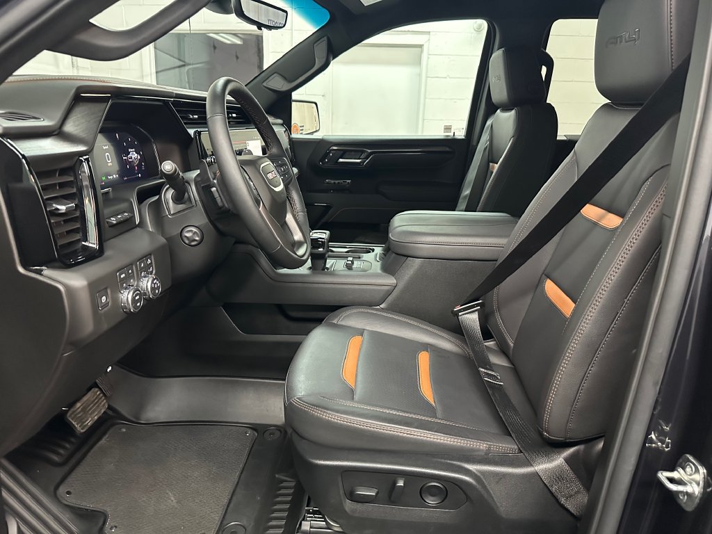 Used 2026 GMC Sierra 1500 AT4 w/ Technology Package AWD/4WD image 19