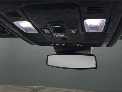 Used 2025 GMC Yukon XL Denali image 48