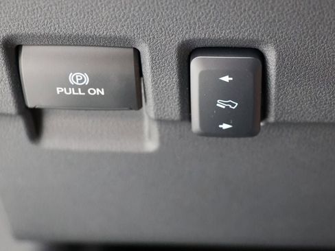 New 2026 Ford F250 Lariat w/ Black Appearance Package image 33