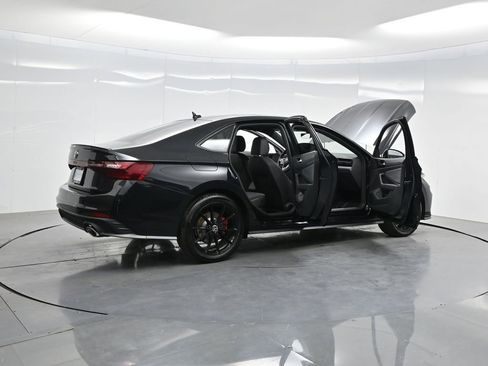 Used 2025 Volkswagen Jetta GLI Autobahn w/ GLI Black Package image 5