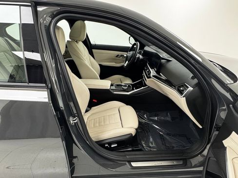 Used 2023 BMW 330i xDrive Sedan w/ Premium Package image 14